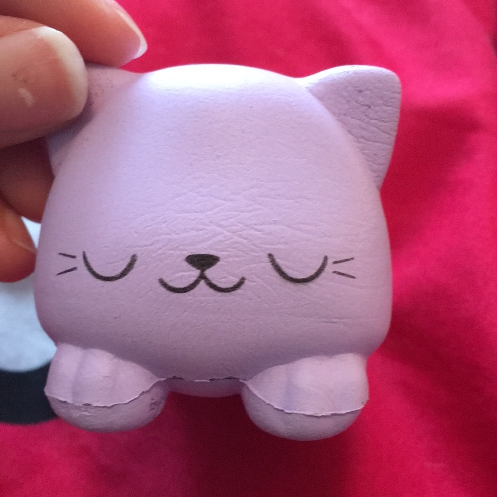 Squishies bundle!!!!💖 - Picture 3 of 8
